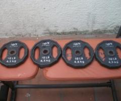 Remato banco de ejercicios con barra y 4 discos de 4. 5kgs - Guadalajara