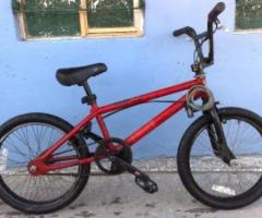 Bicicleta roja original Haro rodada 20 en 1200 pesos  - Monterrey